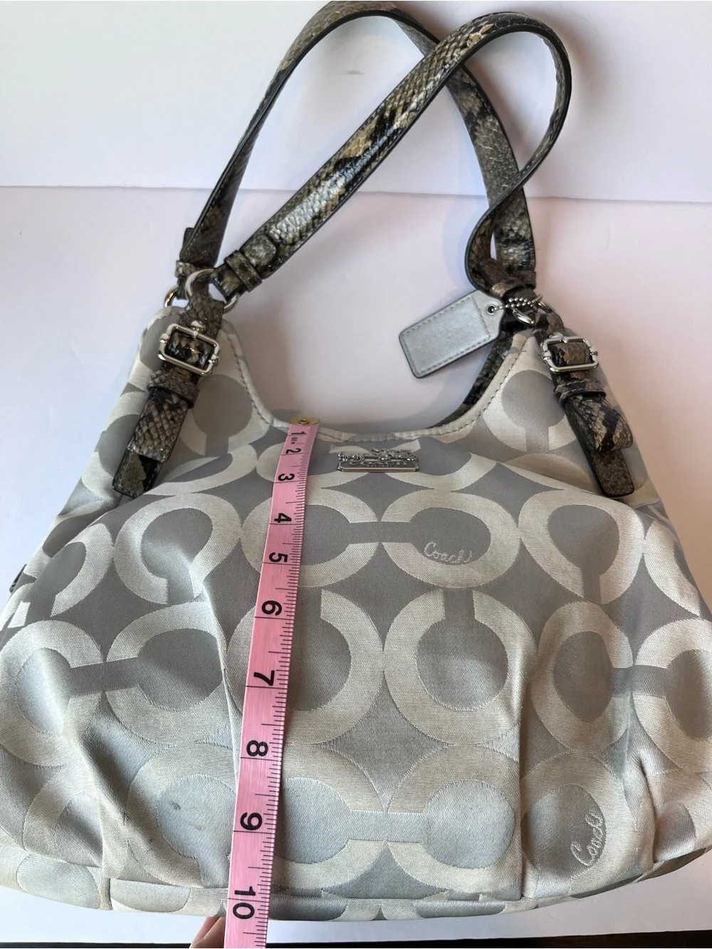 Vintage Coach 17689 Madison Op Art Maggie Shoulder Bag